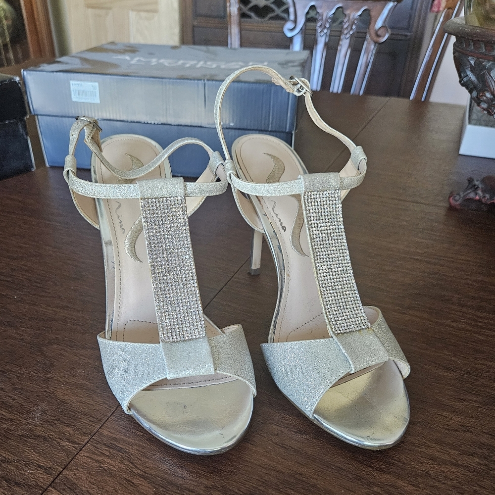 Elegant Silver Heels with Strappy Design